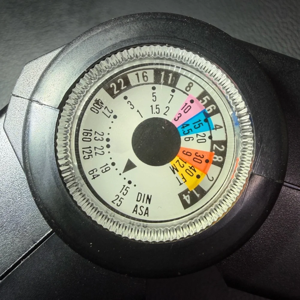Vivitar 283 Black Flash Unit